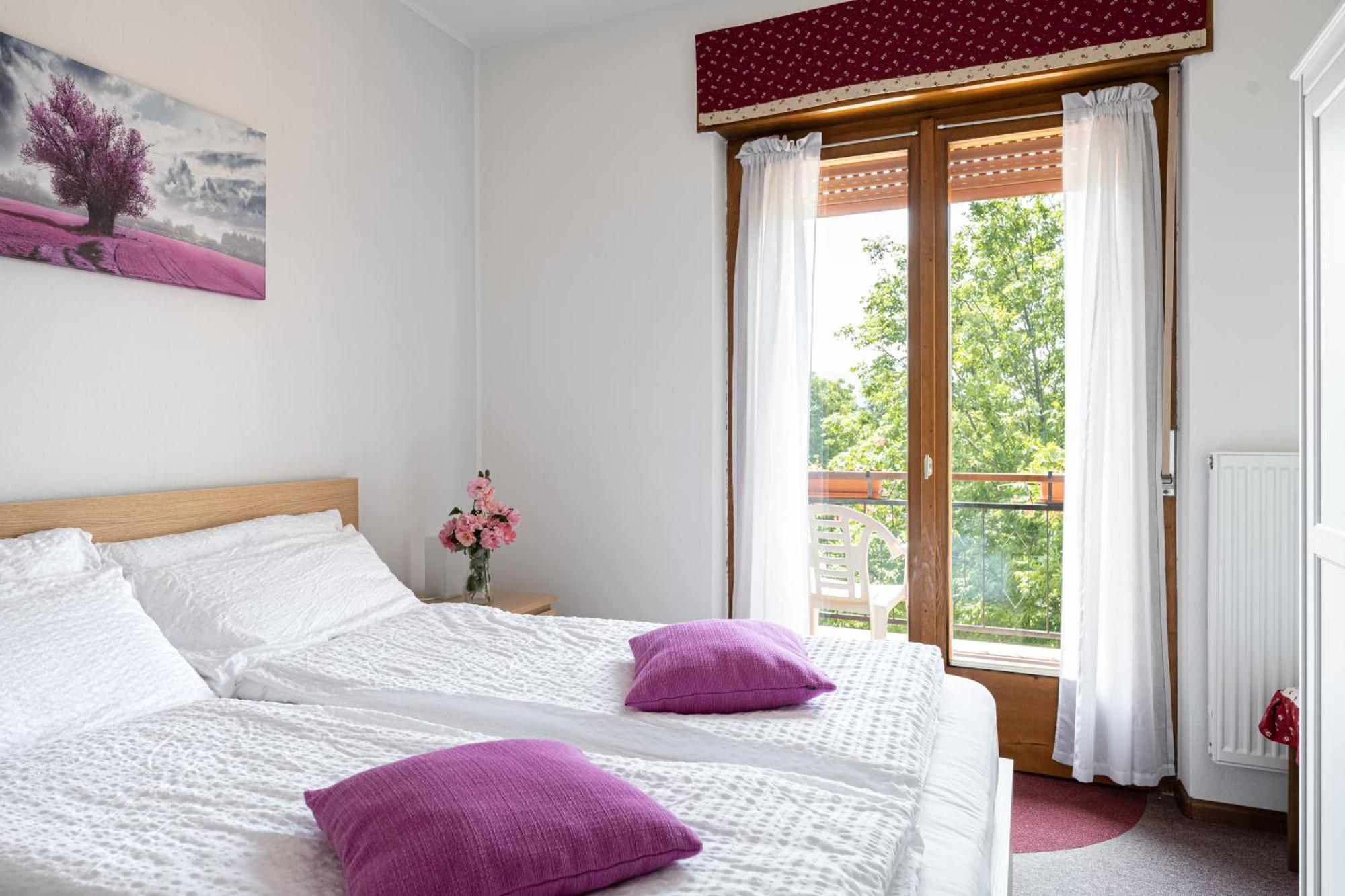 Piccolo Orso Bruno Bed & Breakfast กาวาเรโน ภายนอก รูปภาพ