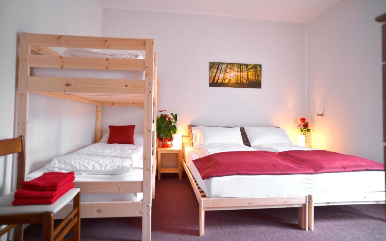 Piccolo Orso Bruno Bed & Breakfast กาวาเรโน ภายนอก รูปภาพ